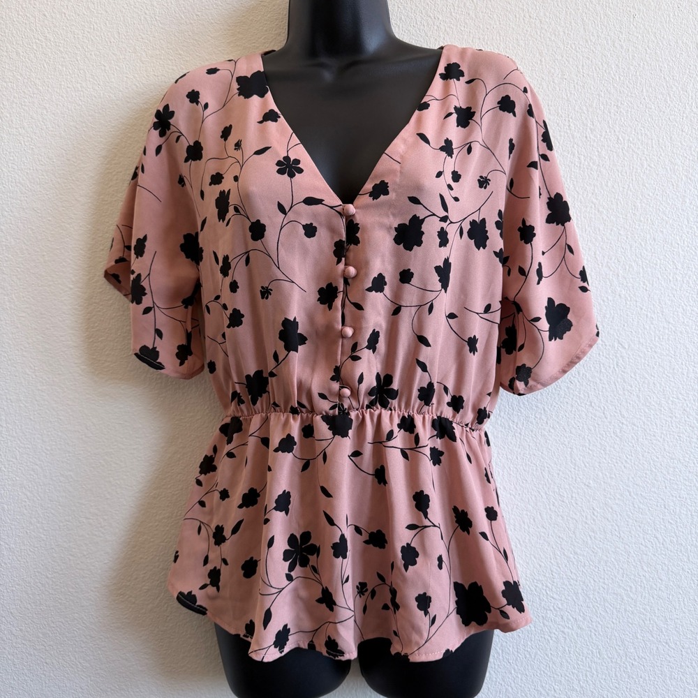 Sienna Sky Womens Pink Black Floral Button Front Peplum Blouse Top Size M